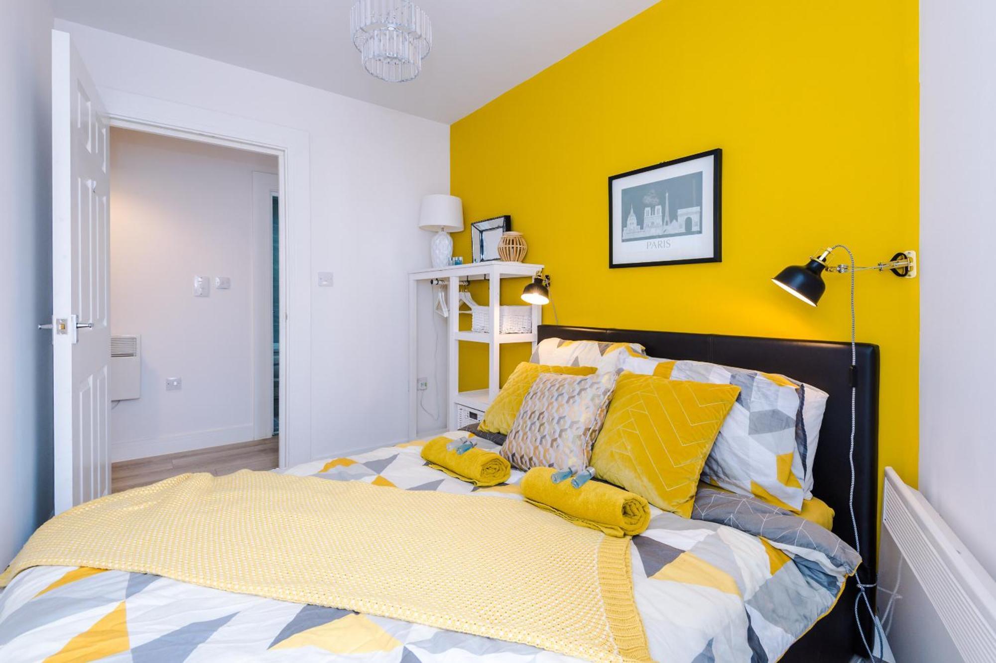 Opp Liverpool - Perfect For Contractors And Travellers, Big Savings Booking 4 Nights Or More! Apartment Room photo
